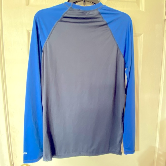 Momentum Men’s long sleeves fishing shirt UV 50 Protection Size Large like new. - Picture 5 of 5